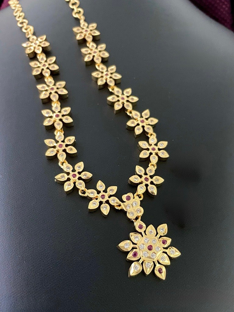 Gold Necklace with Flower Pendant & Floral Chain