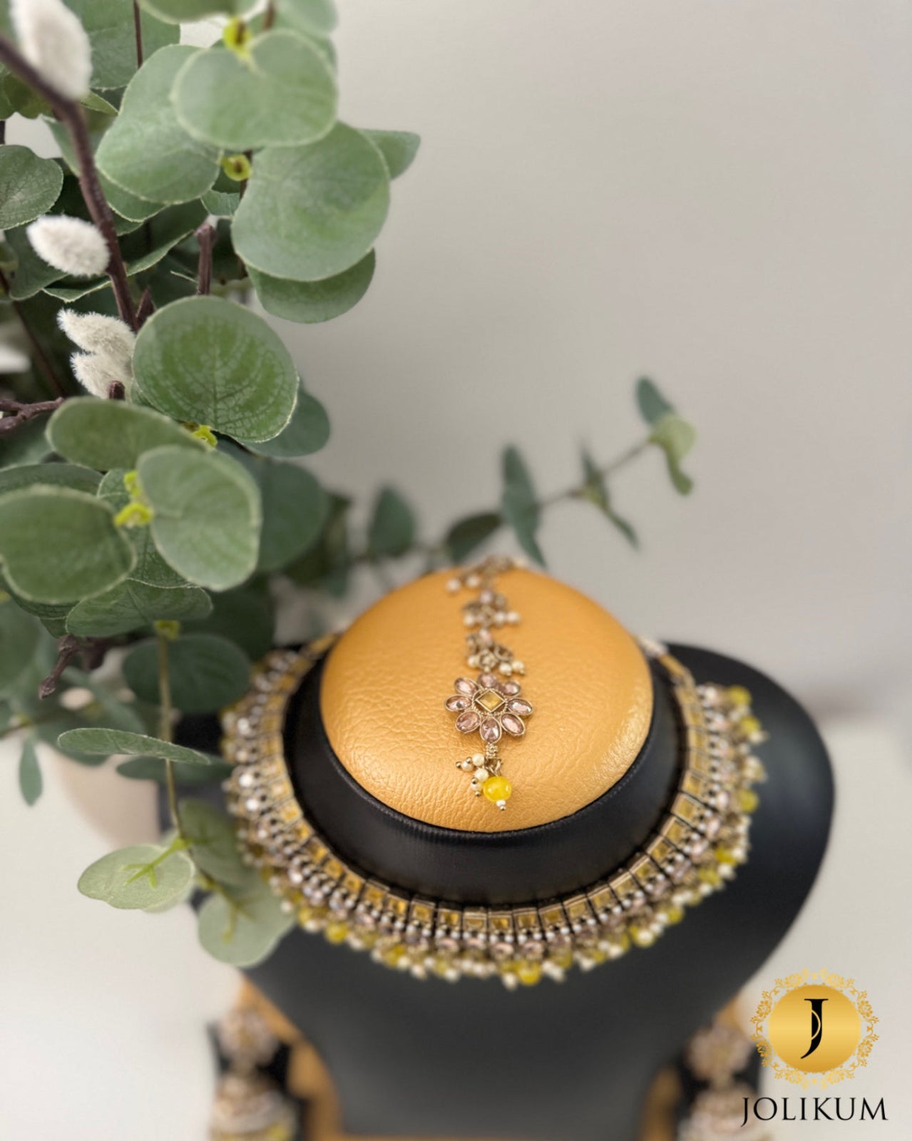 Yellow Choker Set