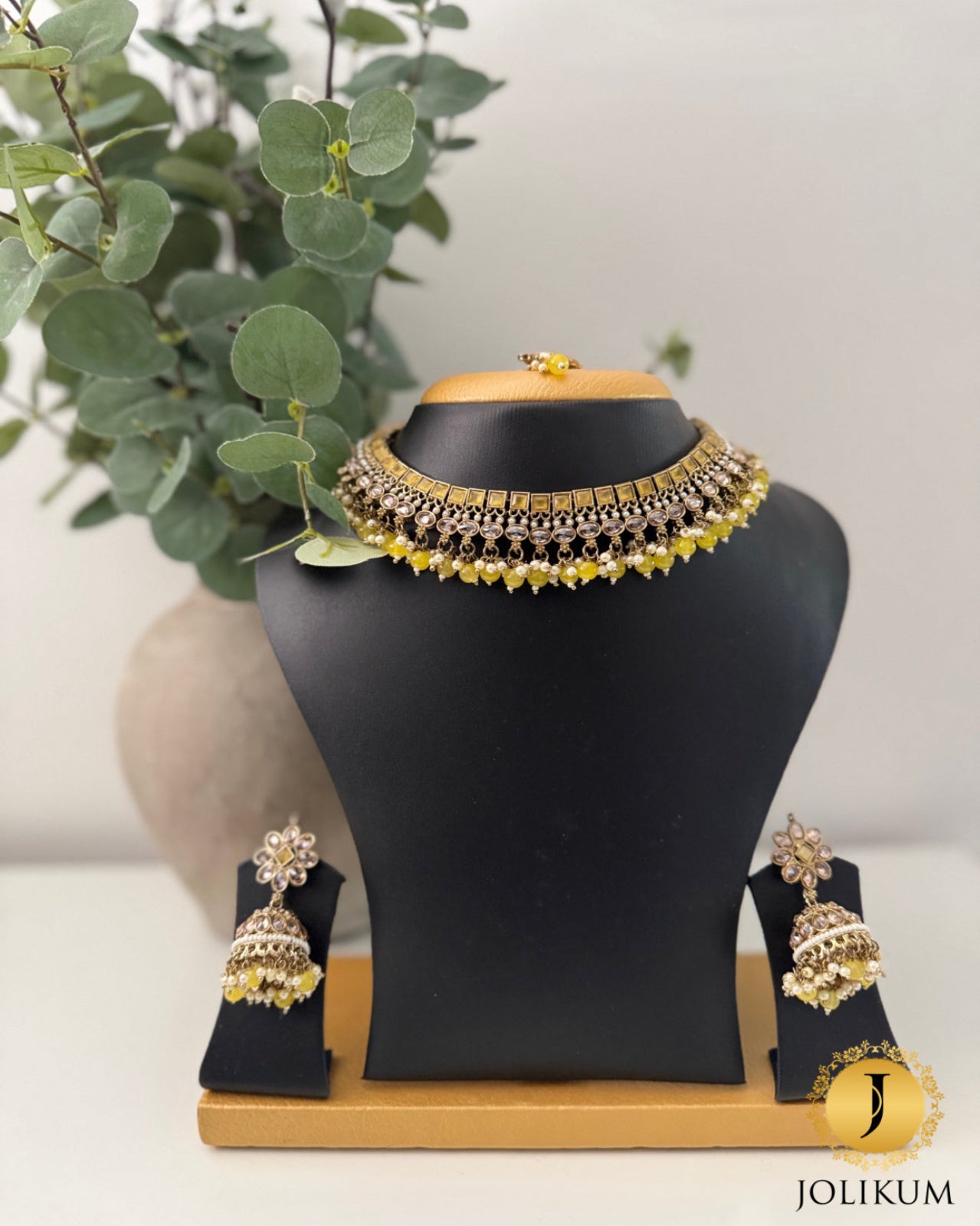 Yellow Choker Set