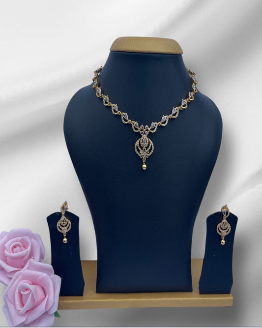 Radiance Eternal Gold Necklace Set