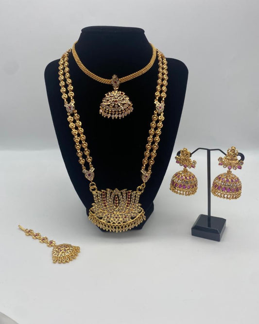 Gold Atyal and Pathakum Bridal Set 3
