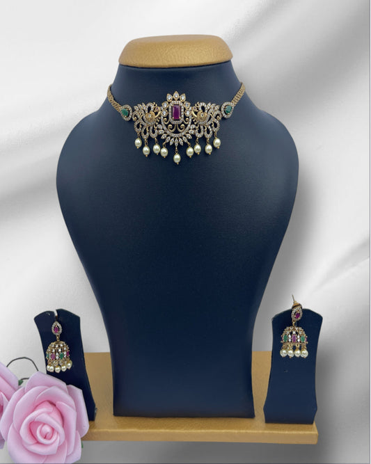 Majestic Green and Red Choker Set