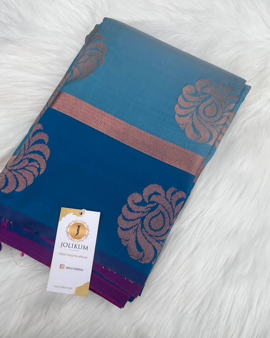 Light Blue Semi-Kaanchi Saree with Dark Blue Border