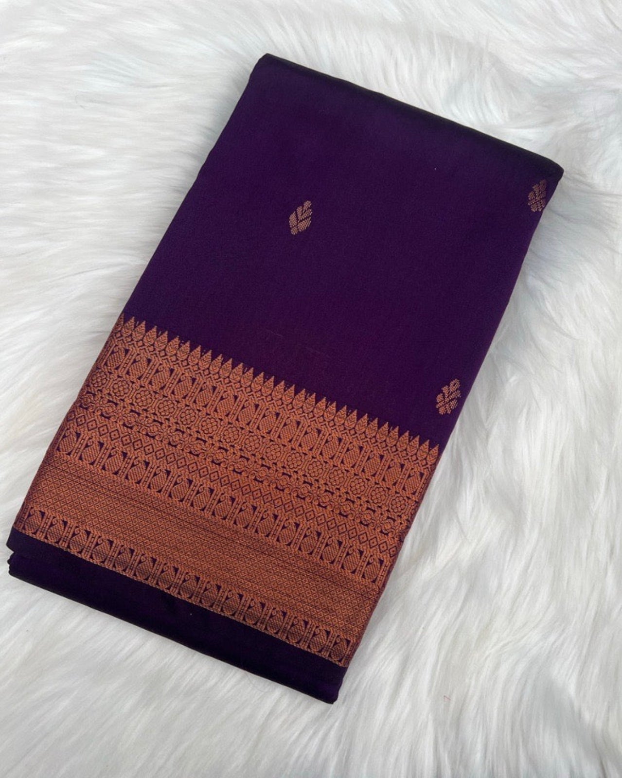 Purple Semi-Kaanchi Saree with Elegant Copper Border
