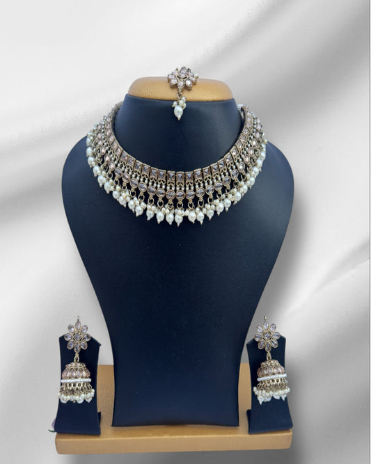 Elegant Polki Pearl Necklace Set